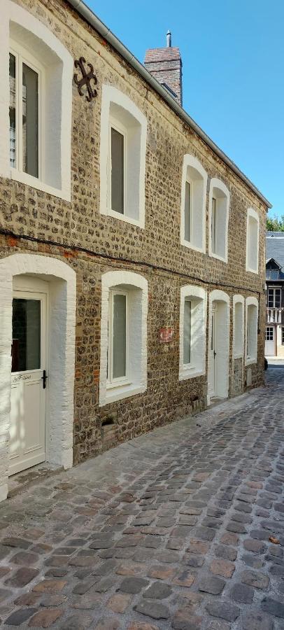 Appartement Le Phare Au Pied Du Port Saint-Valery-en-Caux Bagian luar foto